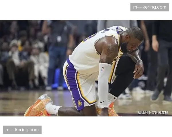 詹姆斯因左膝酸痛出战成疑，湖人全员健康状态被破